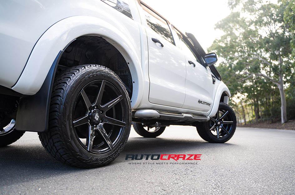 FORD RANGER AVALANCHE GLOSS BLACK MILLED ACCENTS
